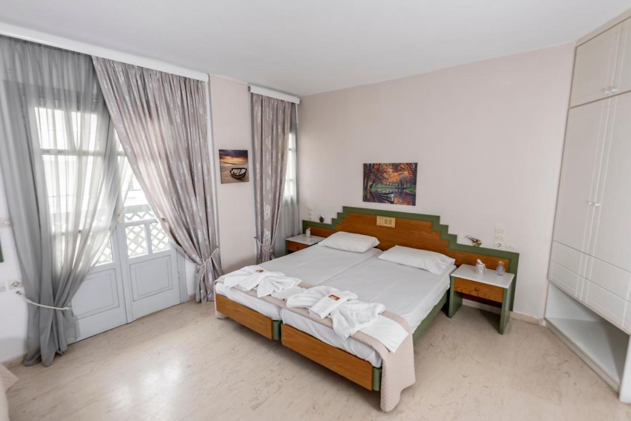 הרסוניסוס Helen Suites מראה חיצוני תמונה